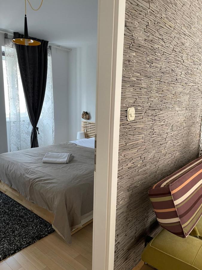 Apartments Kremenic Cres Extérieur photo